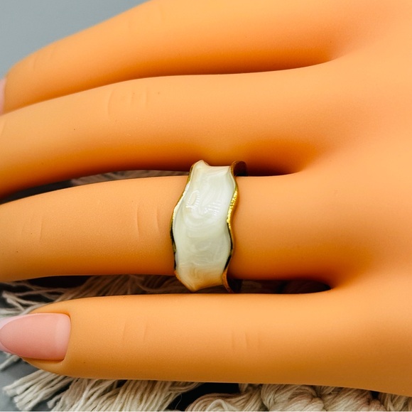 925 Bell Stone Trendy Elegant Creative Design Irregular Adjustable Ring - Picture 4 of 8